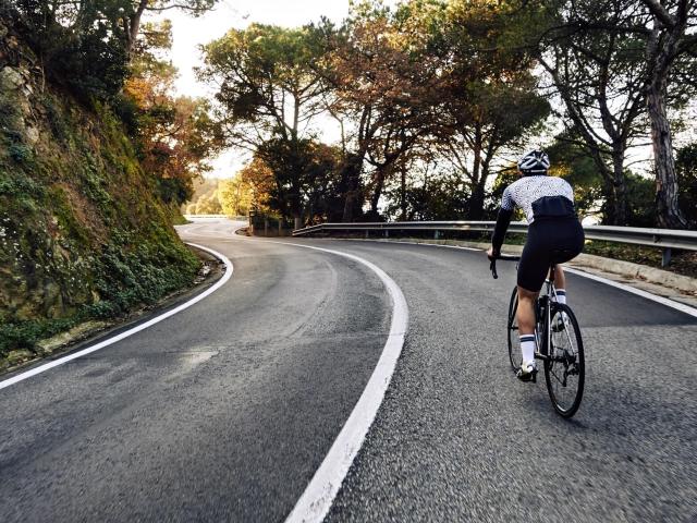 Homme cycliste